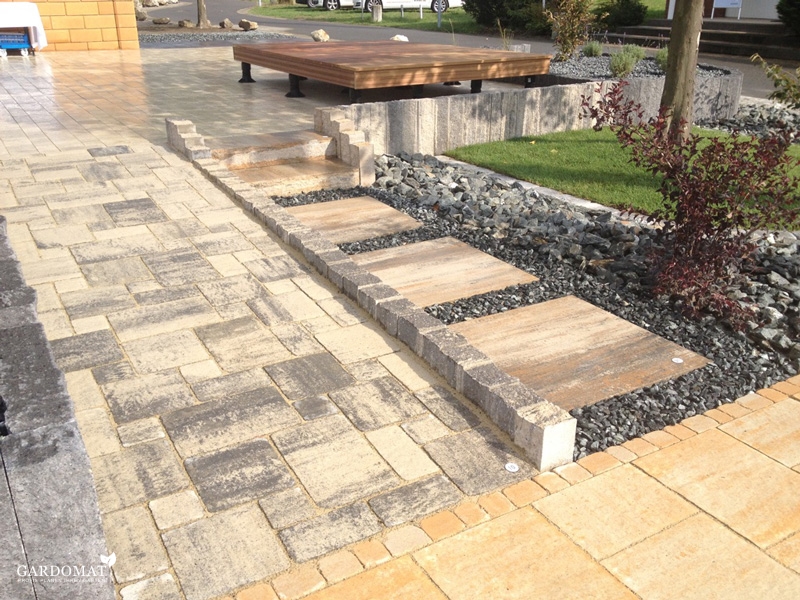 Mustergarten der Pflasterfirma LIMEX