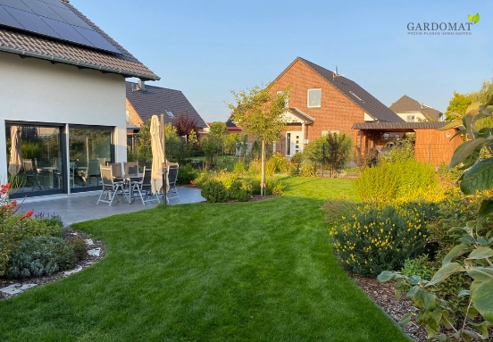 Natürlich klassischer Garten