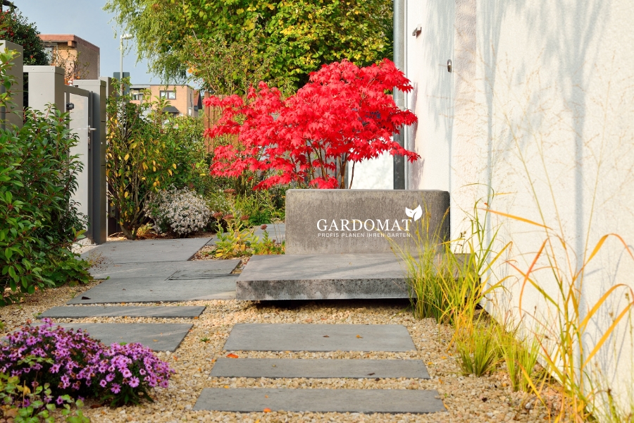 Moderne Gartengestaltung mit Wasserelementen