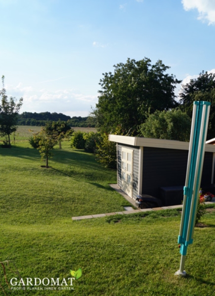 Stadtvilla mit modernem Garten