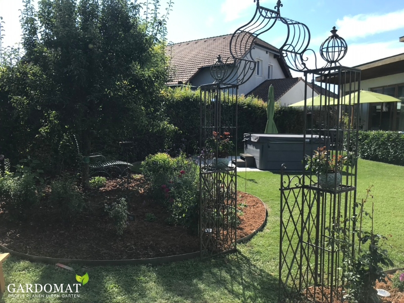 Romantisch natürlicher Garten