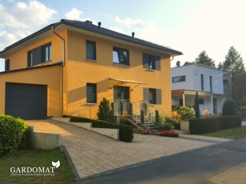 Gartengestaltung im mediterranen-modernen Stil