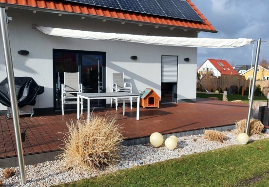 Moderner Garten zur Erholung